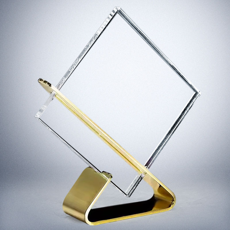 GCP2204 Glass Metal Rhombus Trophy With Premium Giftbox-1 Size 3 Colors