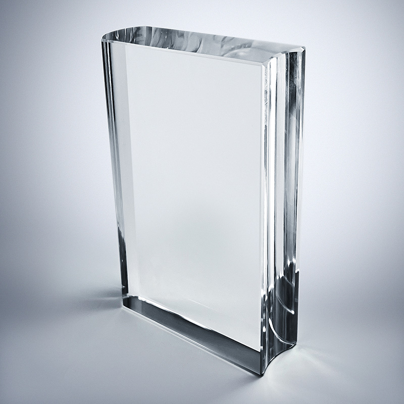 GCP2513 Crystal Trophy With Premium Giftbox-2 Sizes